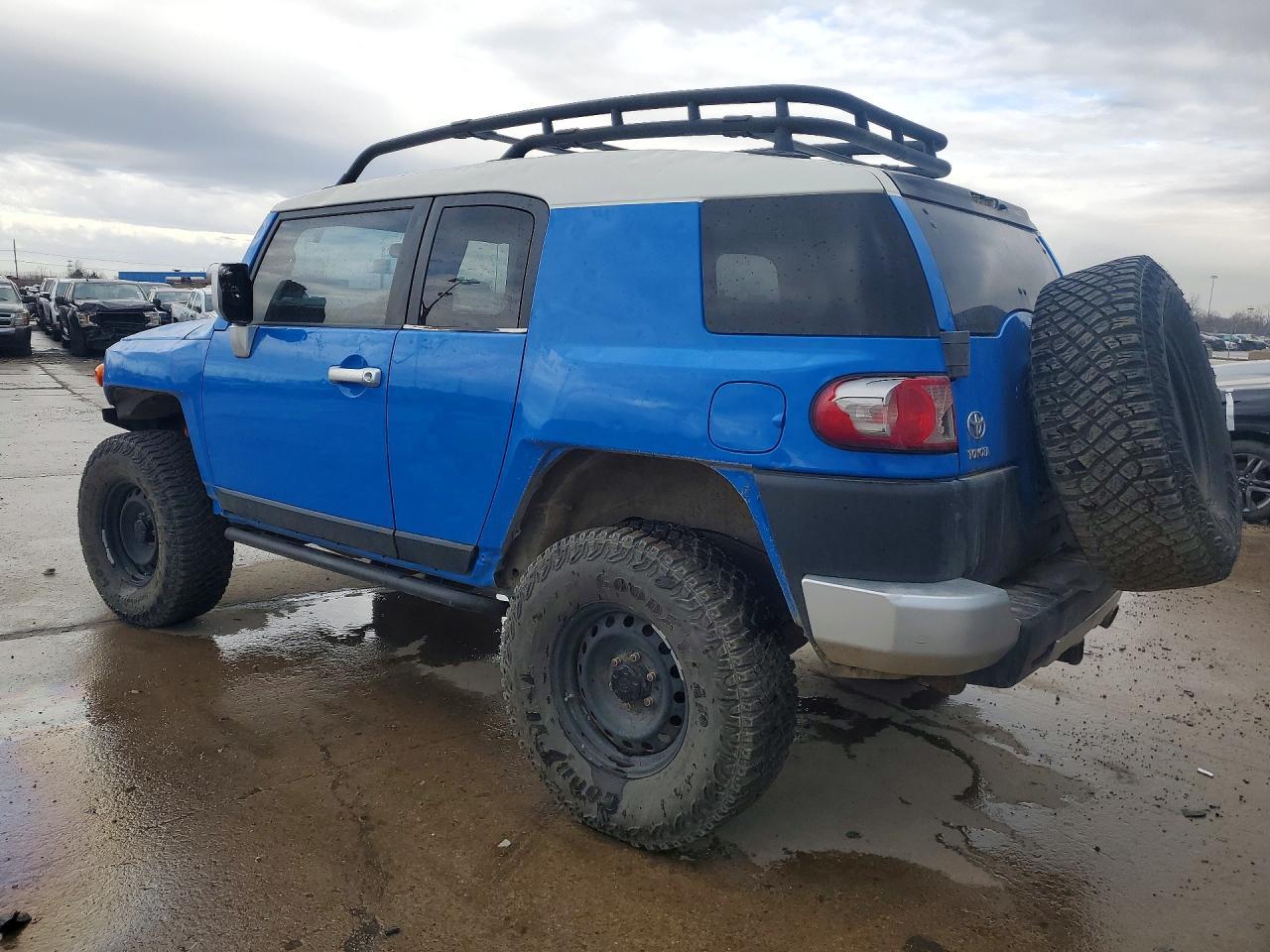 2007 Toyota Fj Cruiser Base - Image 2