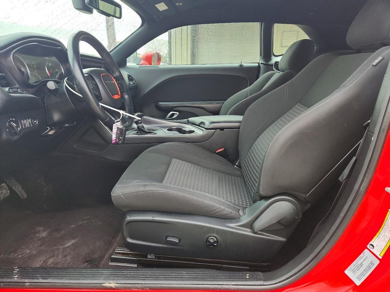 2017 Dodge Challenger R - Фото 7