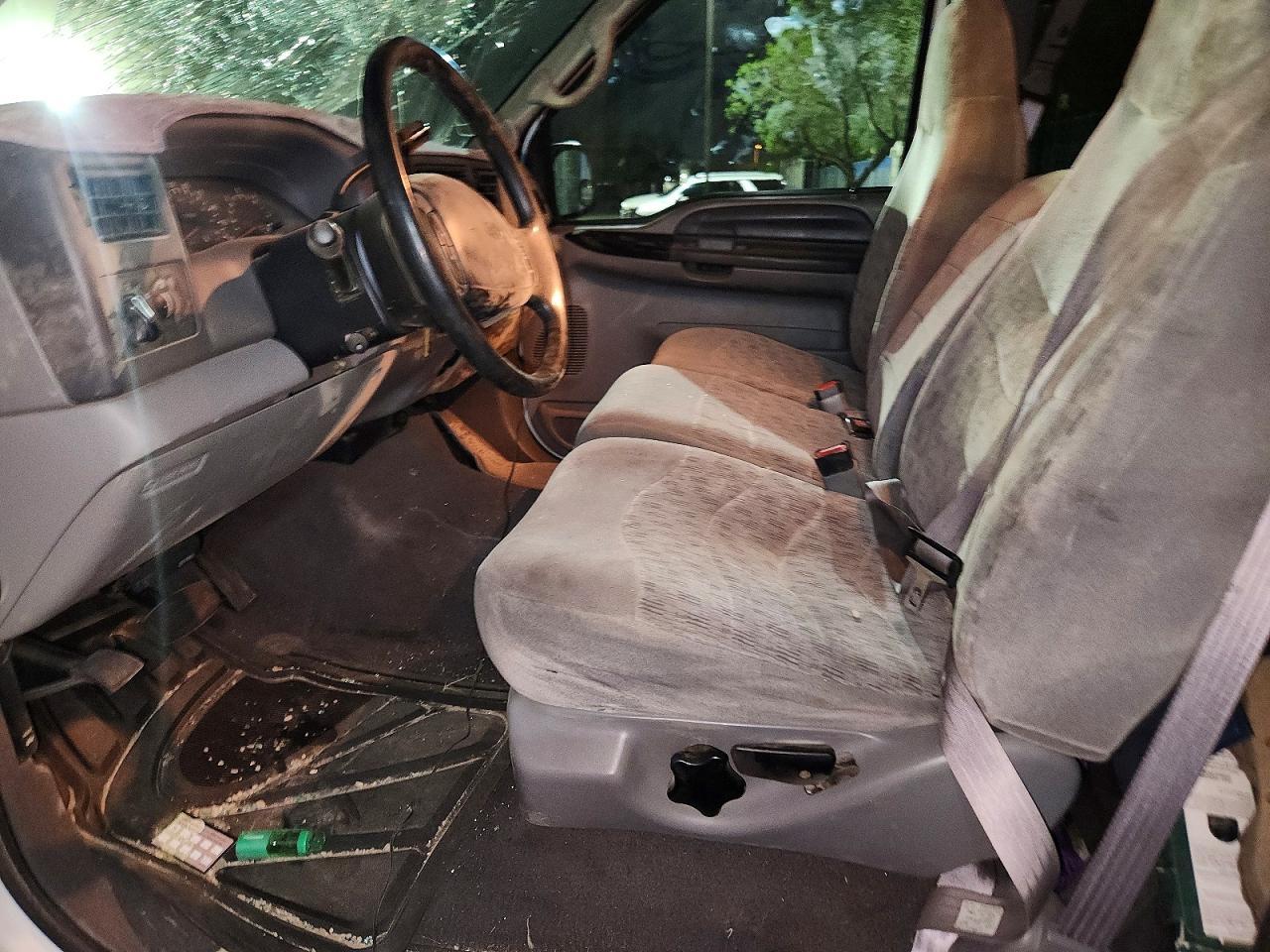 1999 Ford F250 Super Duty - Image 7