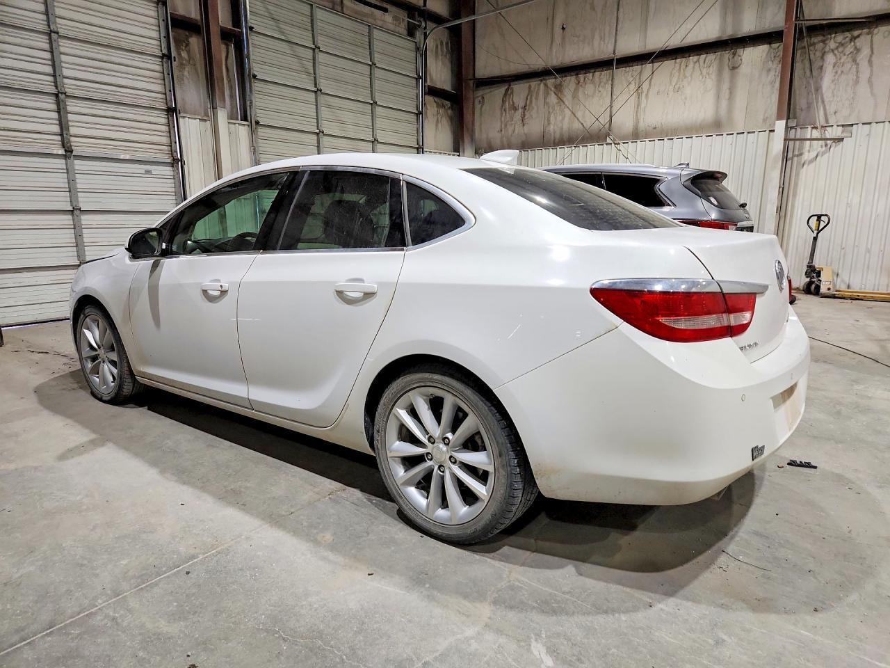 2015 Buick Verano Convenience - Фото 2