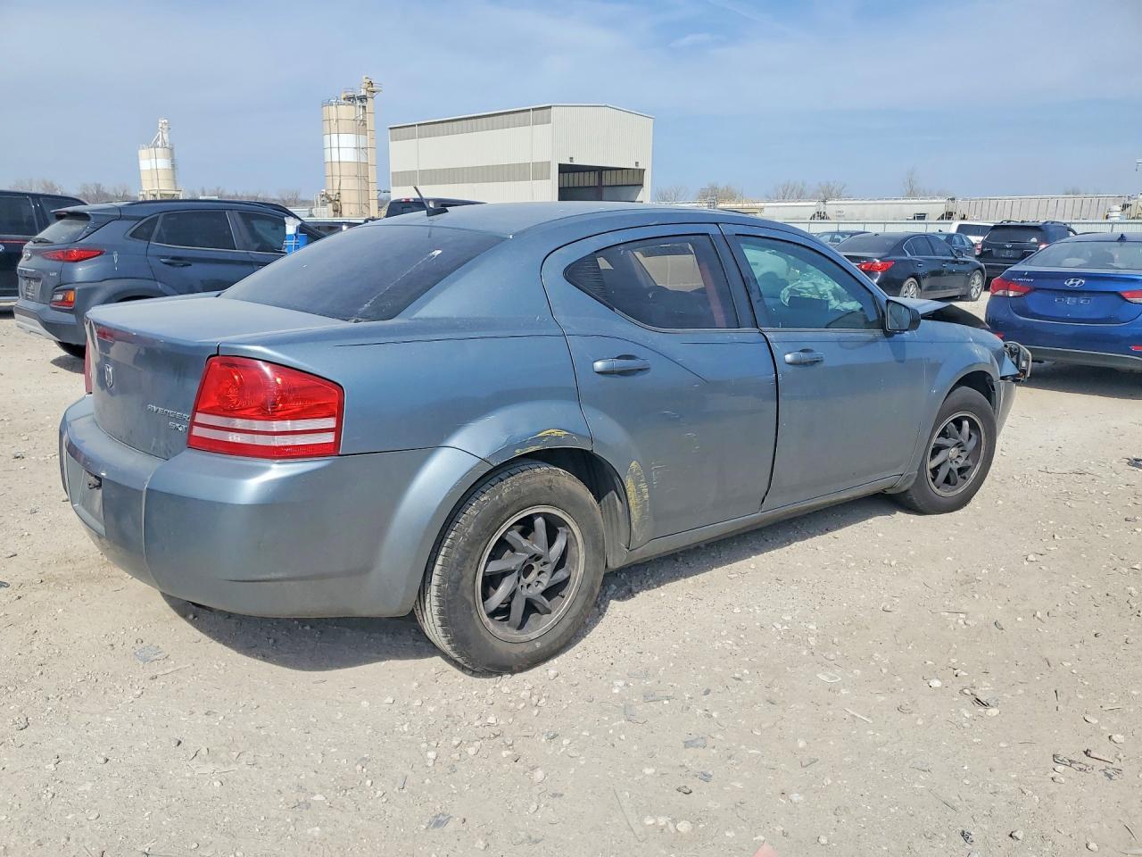2010 Dodge Avenger Sxt - Фото 3