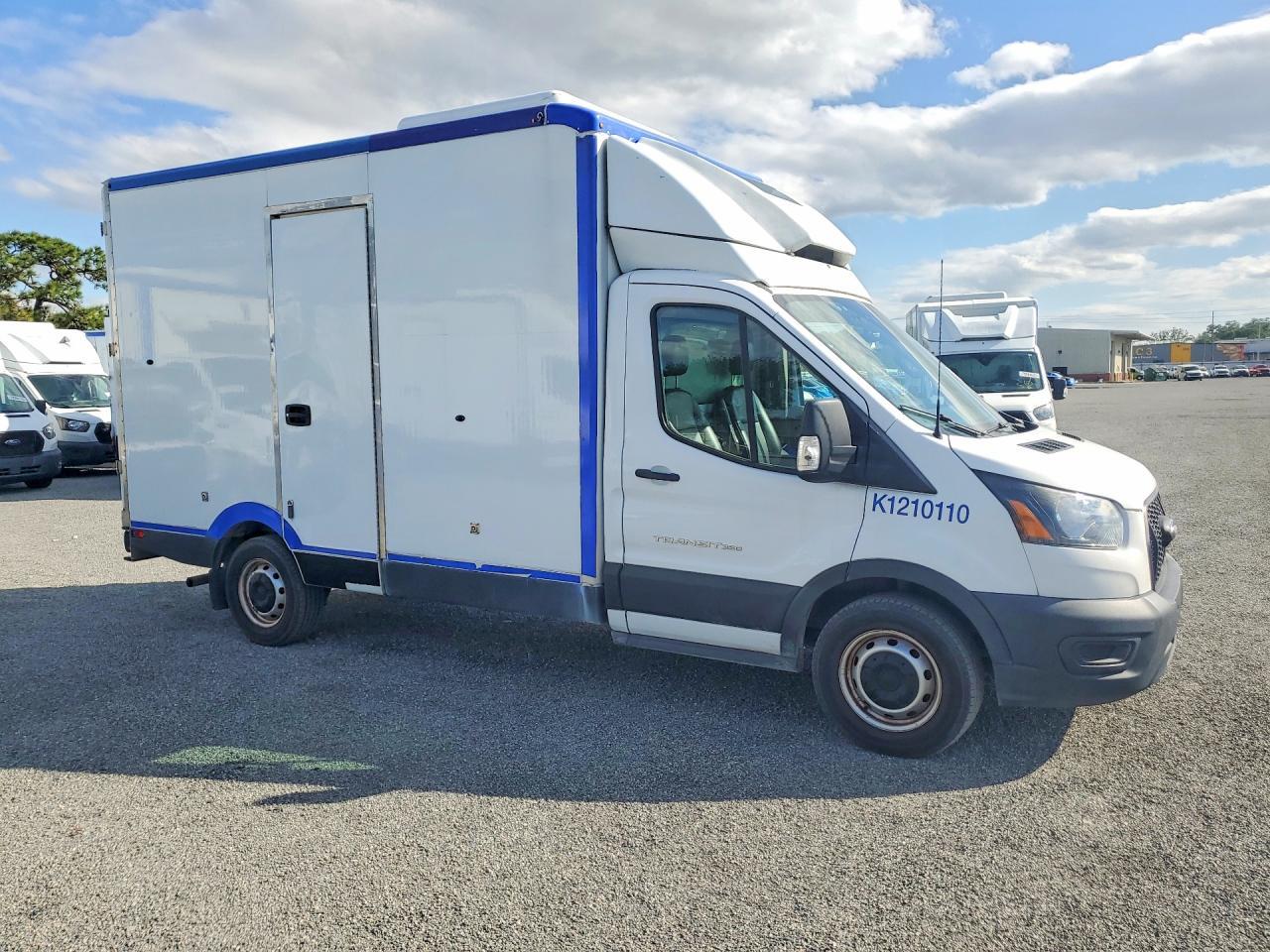 2021 Ford Transit Delivery Truck - Image 4