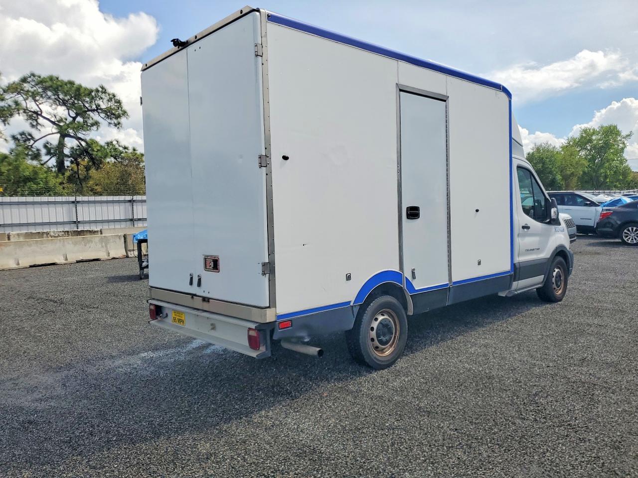 2022 Ford Transit Delivery Truck - Image 3