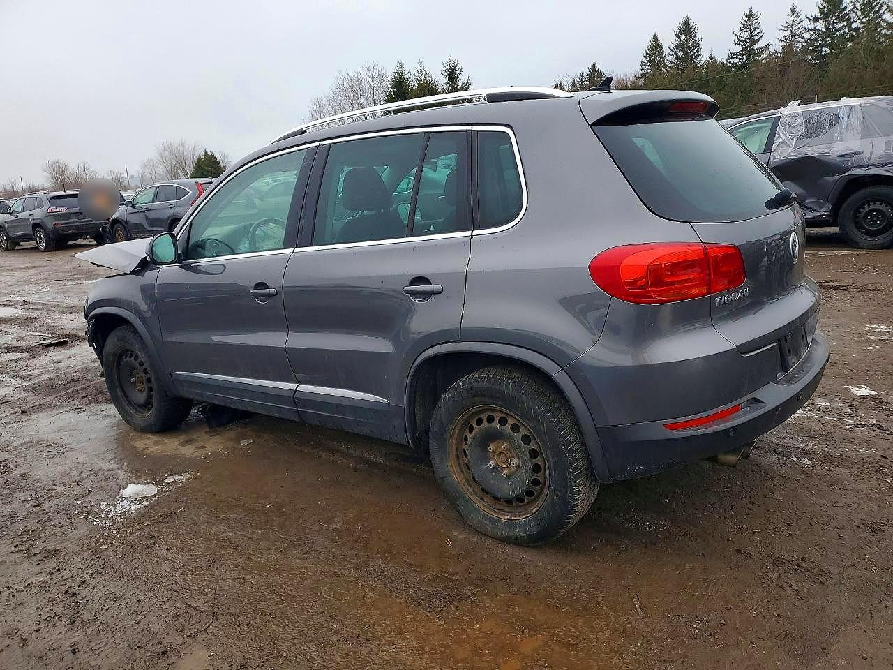 2012 Volkswagen Tiguan S - Фото 2