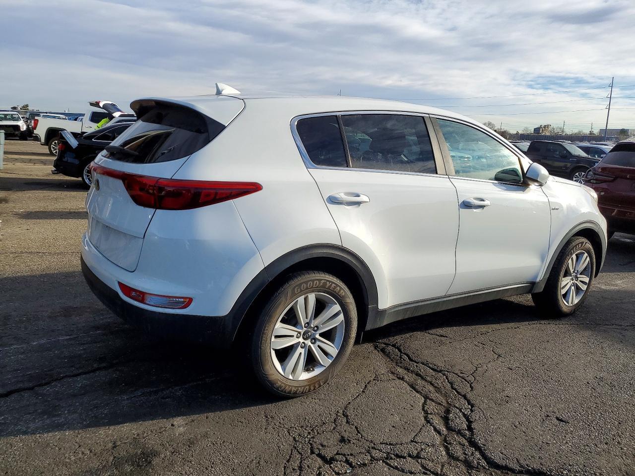2018 Kia Sportage Lx - Image 3