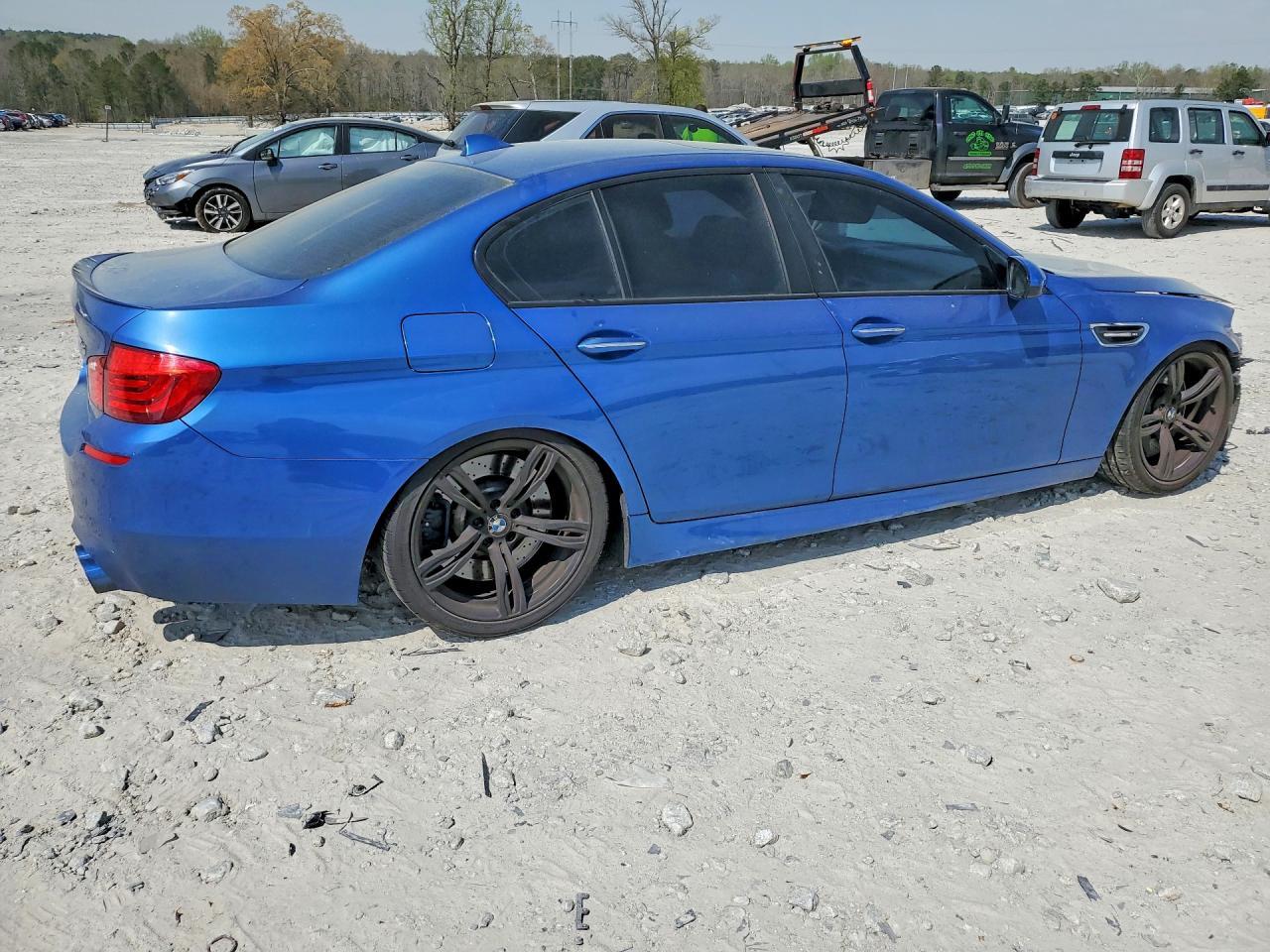 2013 BMW M5 - Image 3