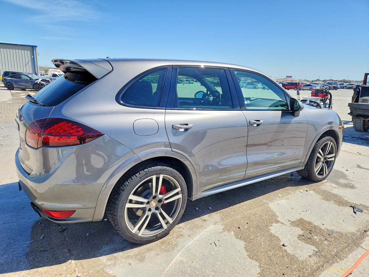 2013 Porsche Cayenne Gts - Image 3