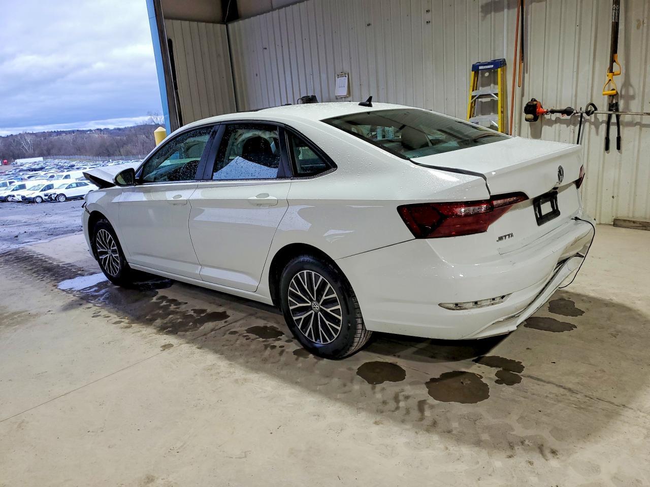 2020 Volkswagen Jetta S - Фото 2