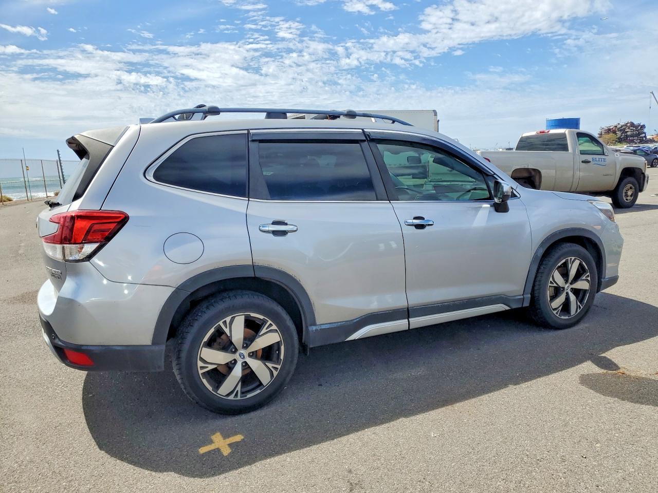 2019 Subaru Forester Touring - Фото 3