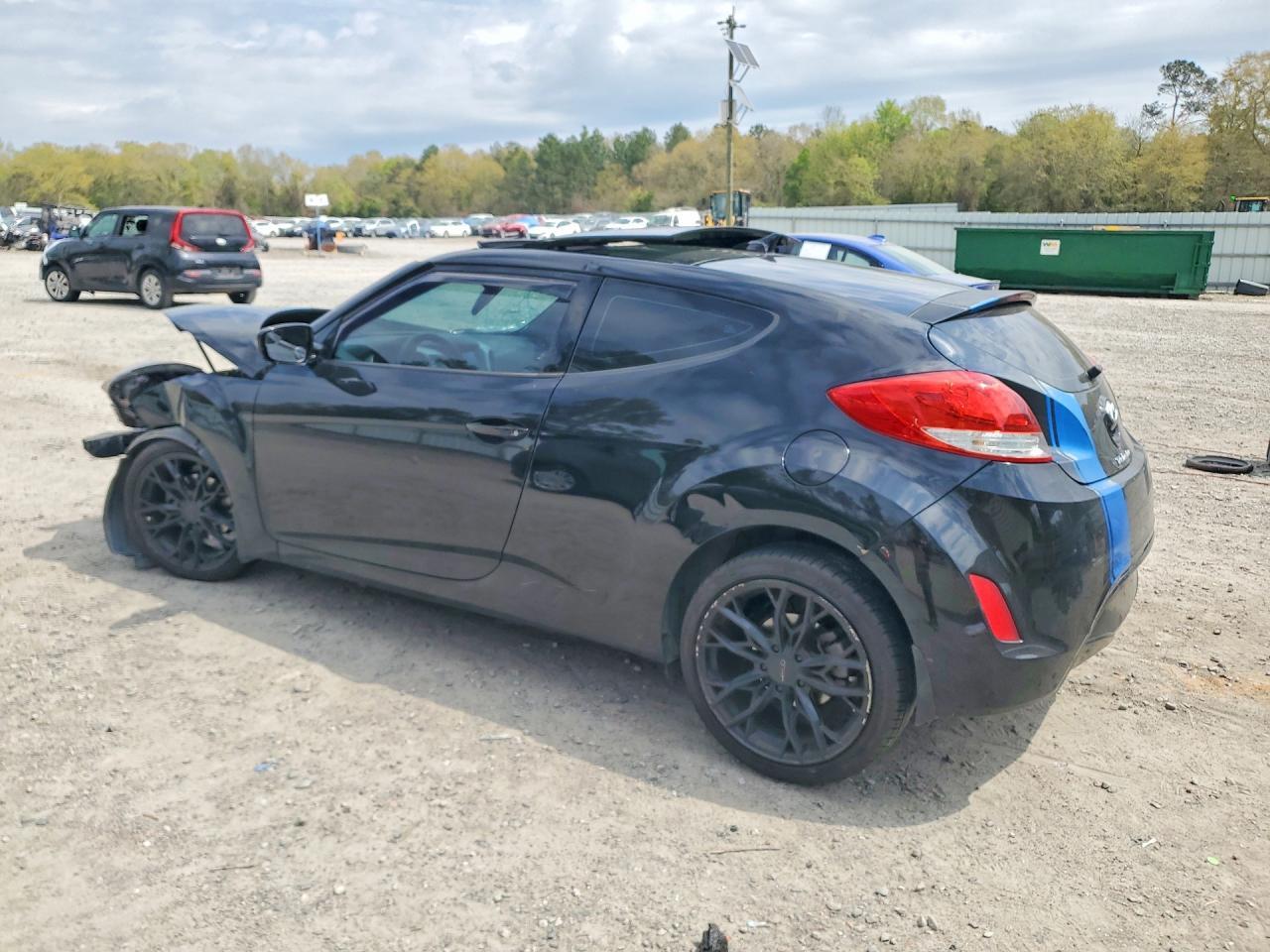 2017 Hyundai Veloster Value Edition - Фото 2