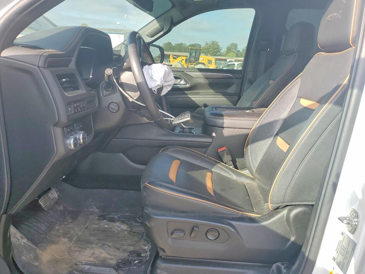2022 GMC Yukon At4 - Image 7