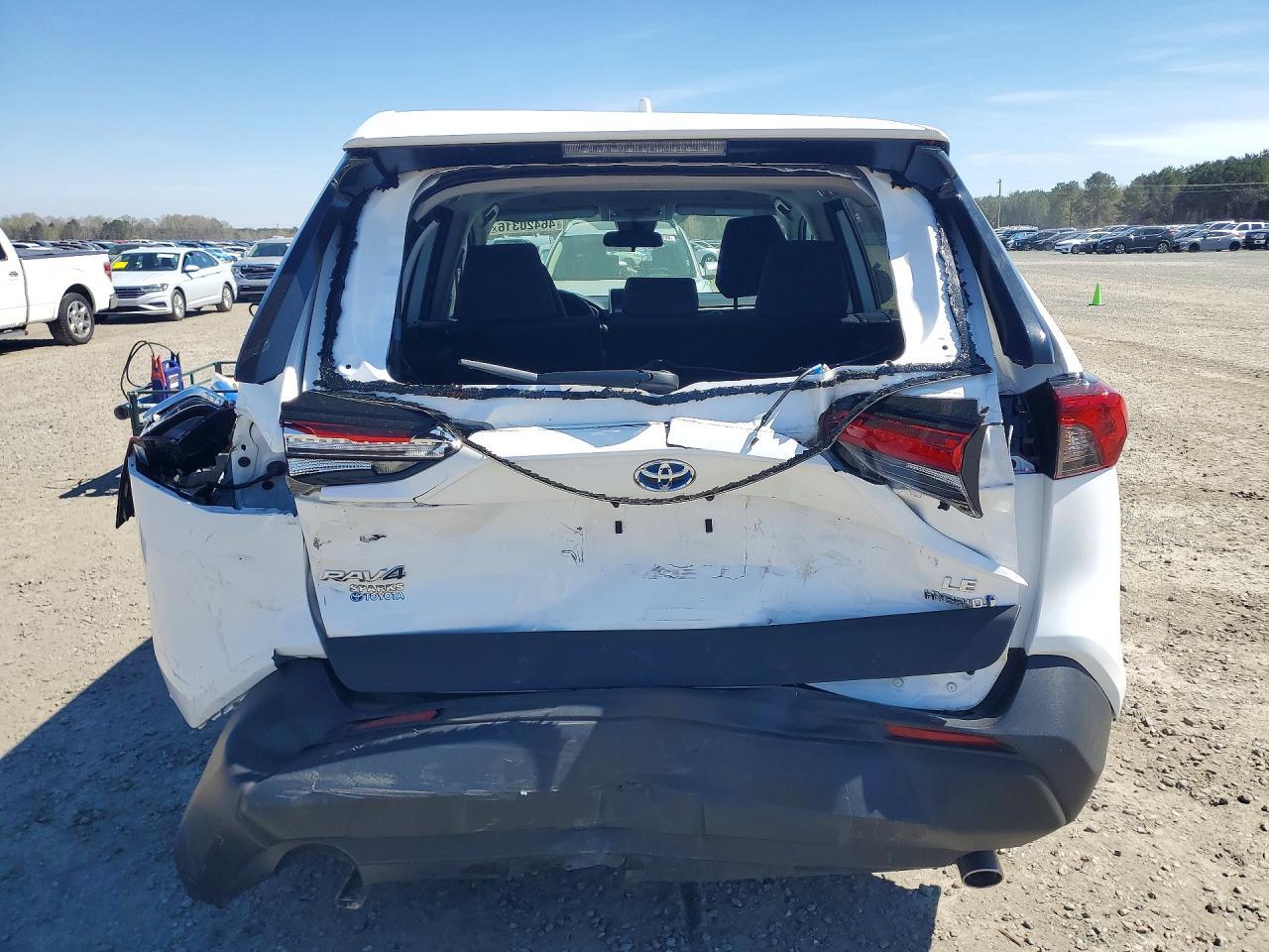 2024 Toyota Rav4 Hybrid Le - Фото 6