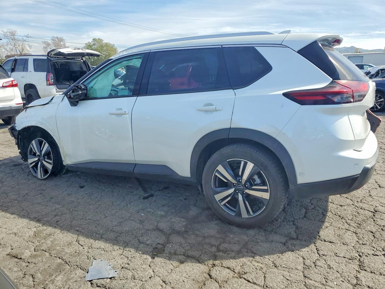 2026 Nissan Rogue Sl - Фото 2