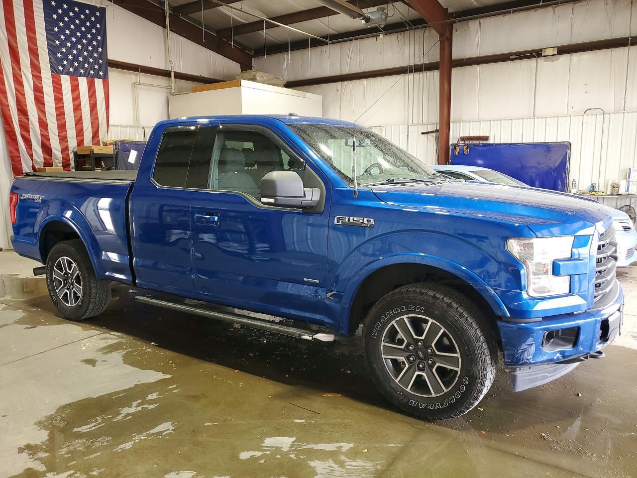 2017 Ford F150 Super Cab - Image 4