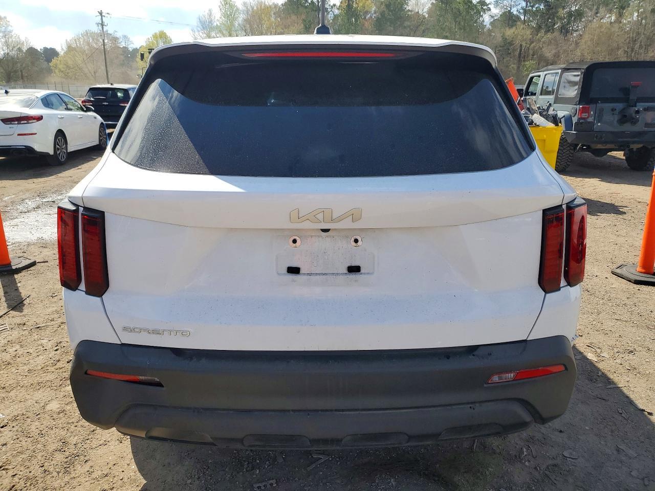 2023 Kia Sorento Lx - Фото 6
