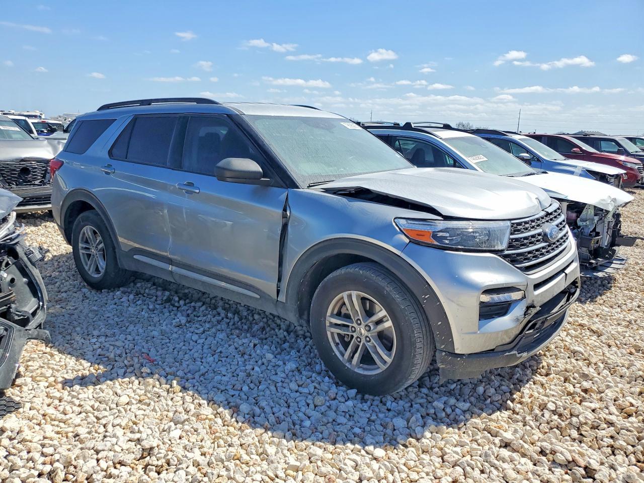 2023 Ford Explorer X - Фото 4
