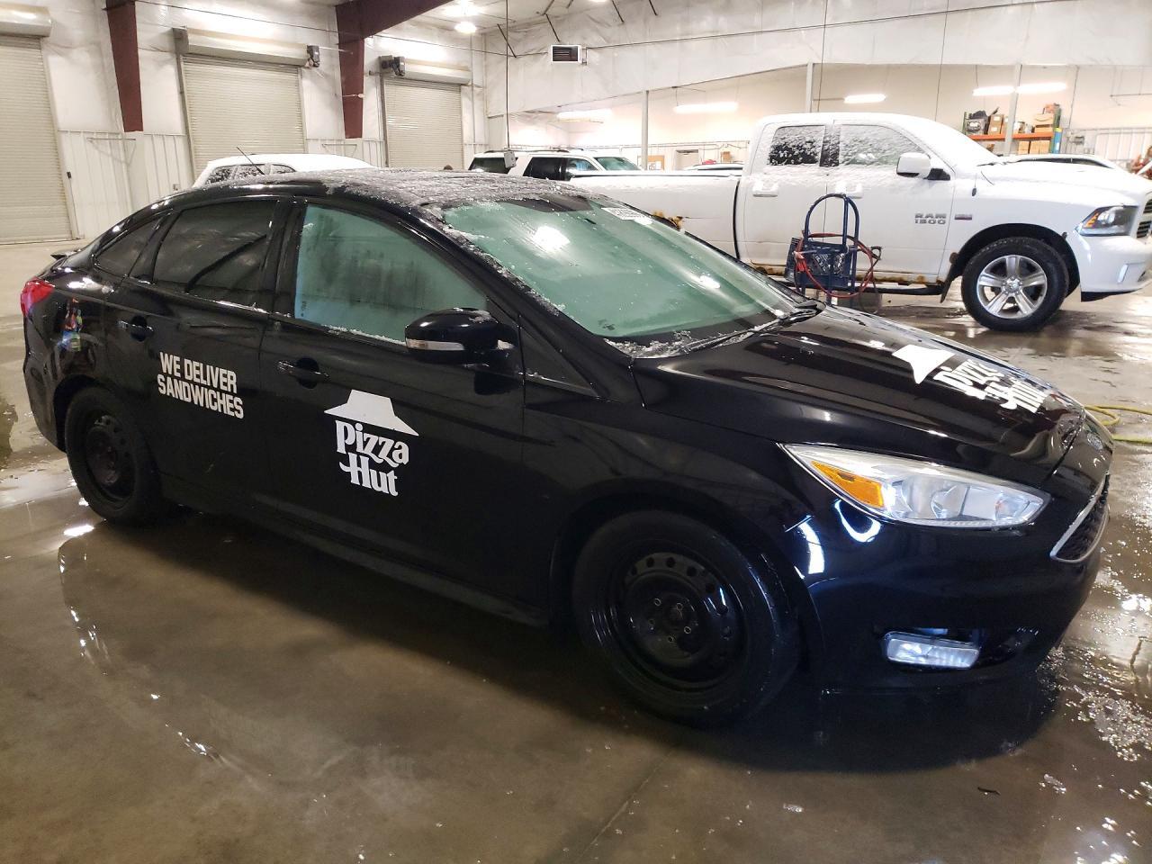 2016 Ford Focus Se - Фото 4