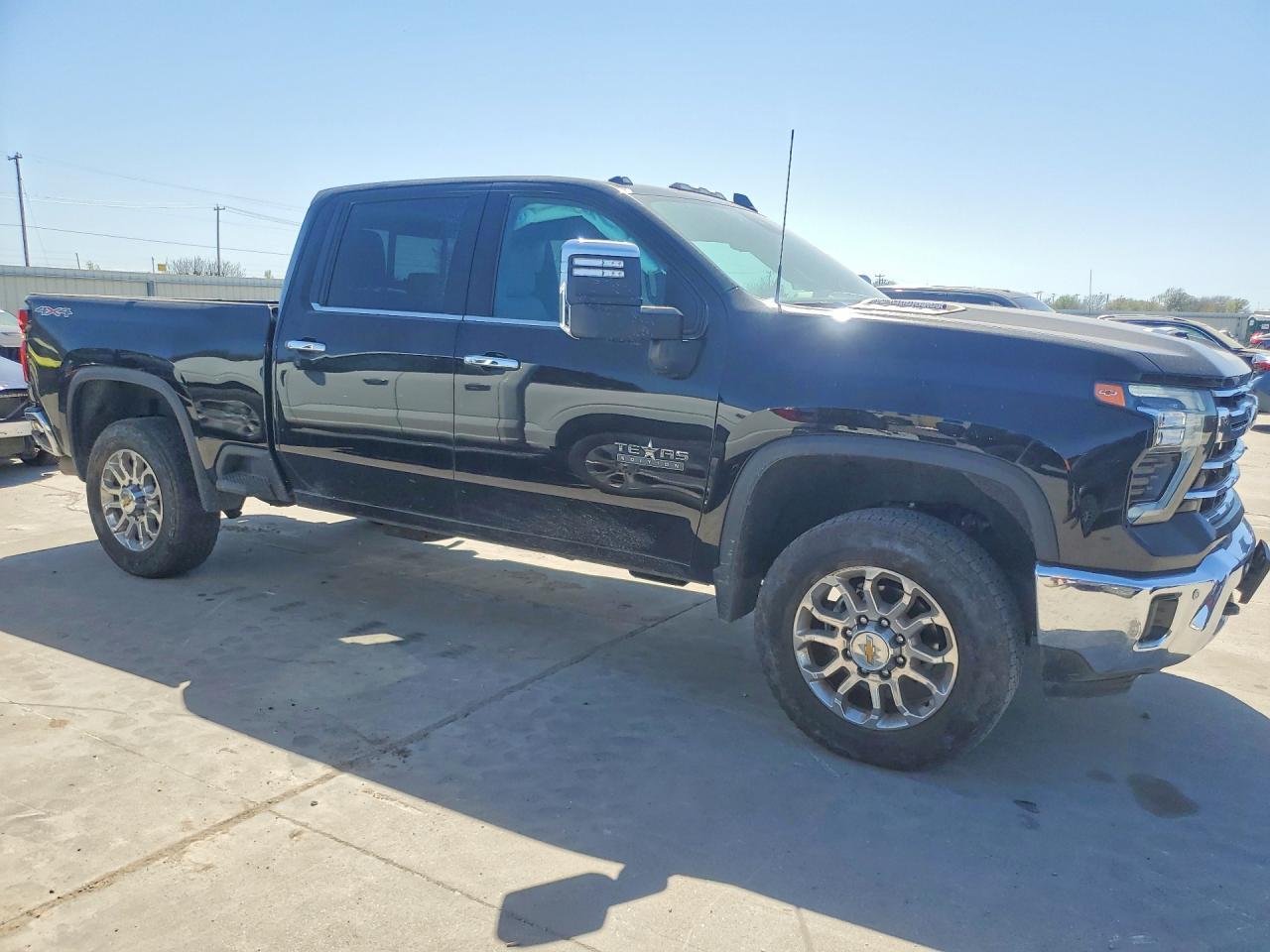 2025 Chevrolet Silverado K2500 Heavy Duty Ltz - Image 4