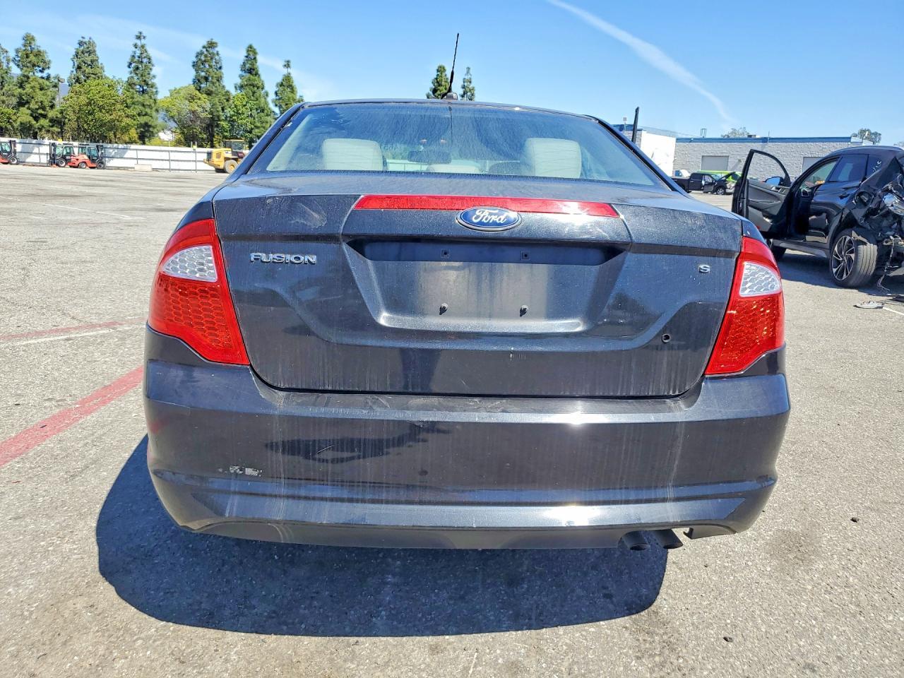 2011 Ford Fusion S - Фото 6