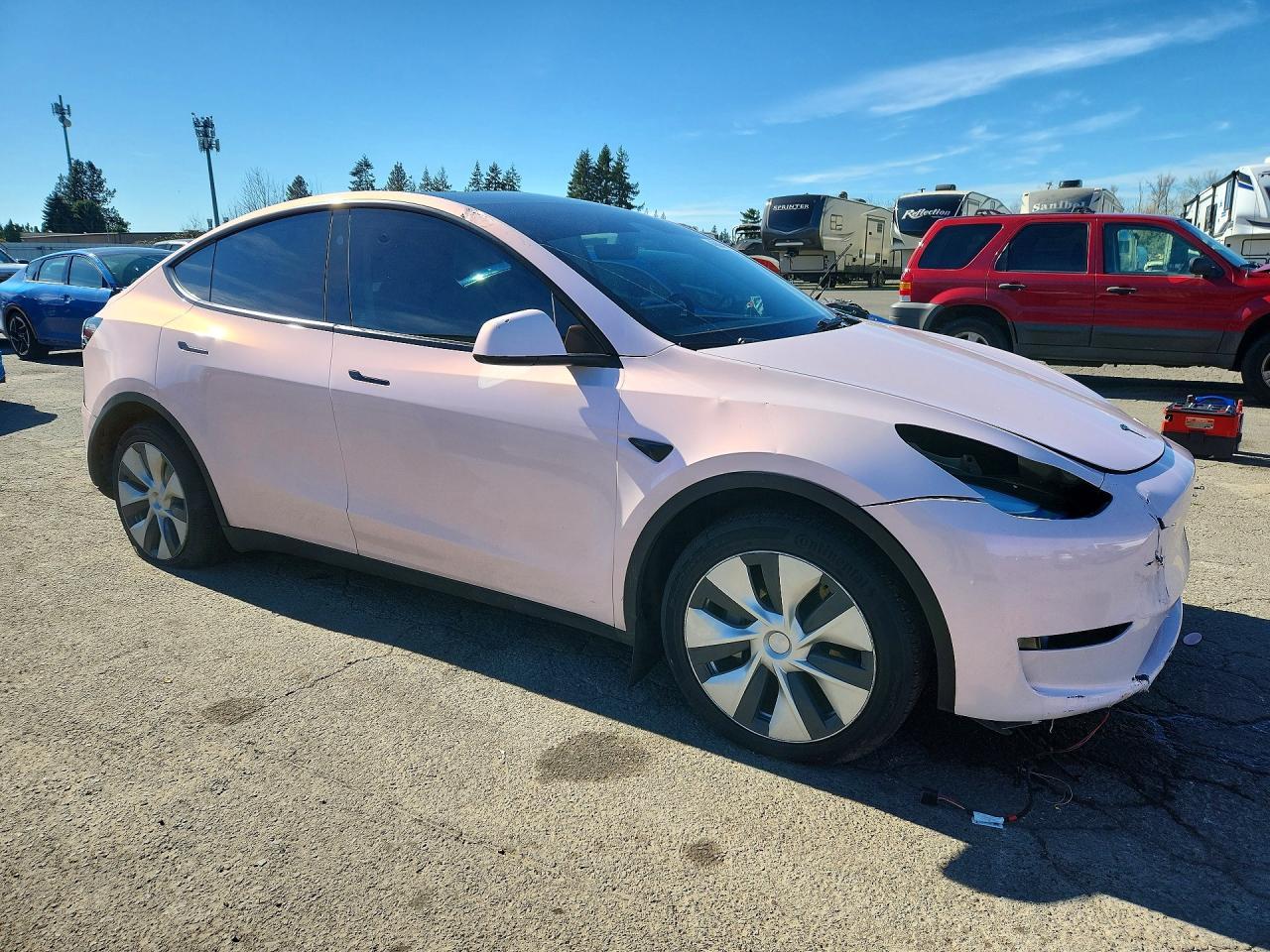 2023 Tesla Model Y - Image 4