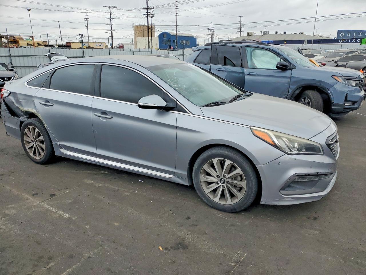 2015 Hyundai Sonata Sport - Image 4