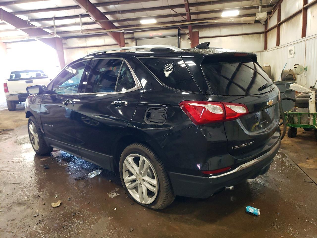 2019 Chevrolet Equinox Premier - Фото 2