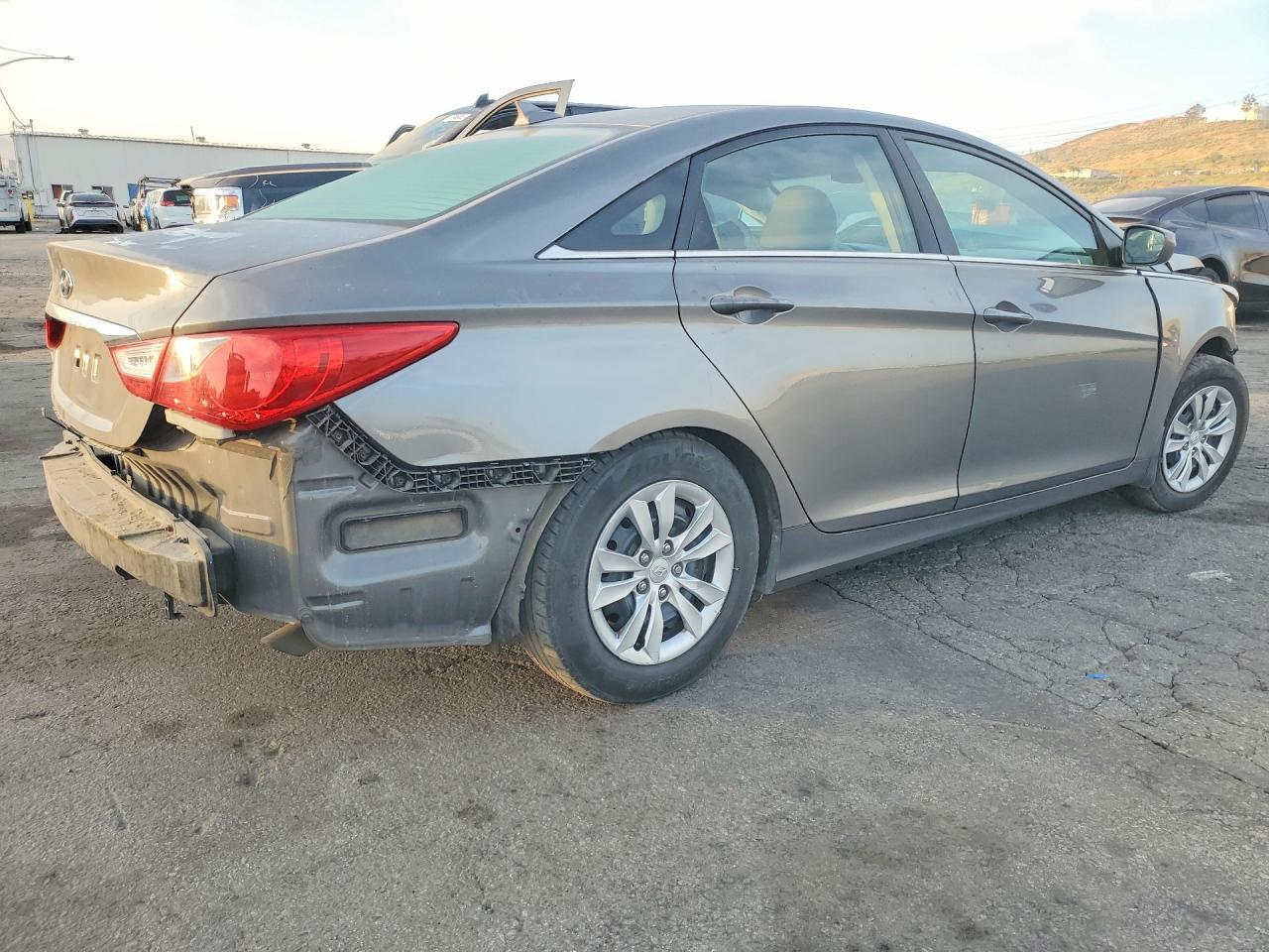 2012 Hyundai Sonata Gls - Фото 3