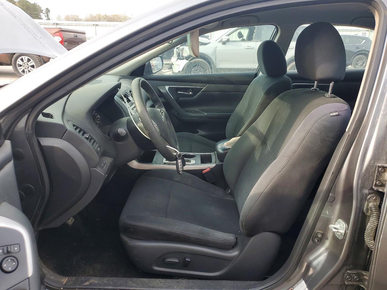 2015 Nissan Altima 2.5 S - Фото 7