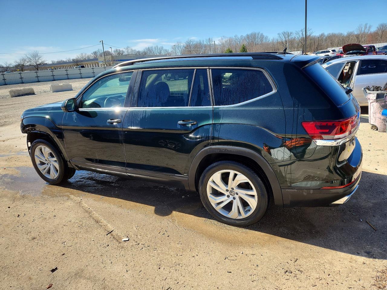 2021 Volkswagen Atlas Se - Image 2