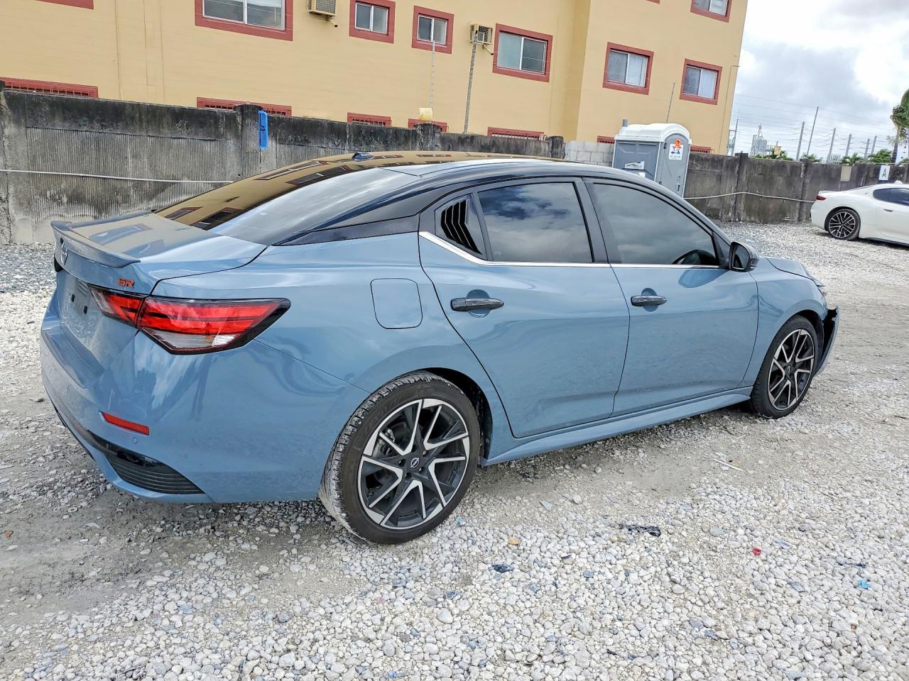 2024 Nissan Sentra Sr - Image 3