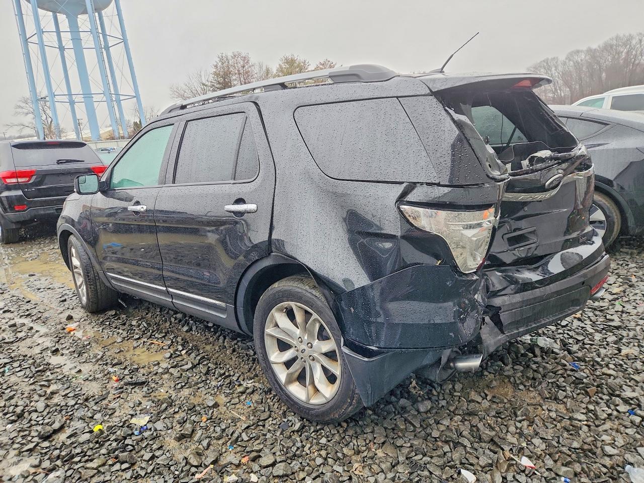 2014 Ford Explorer Xlt - Фото 2