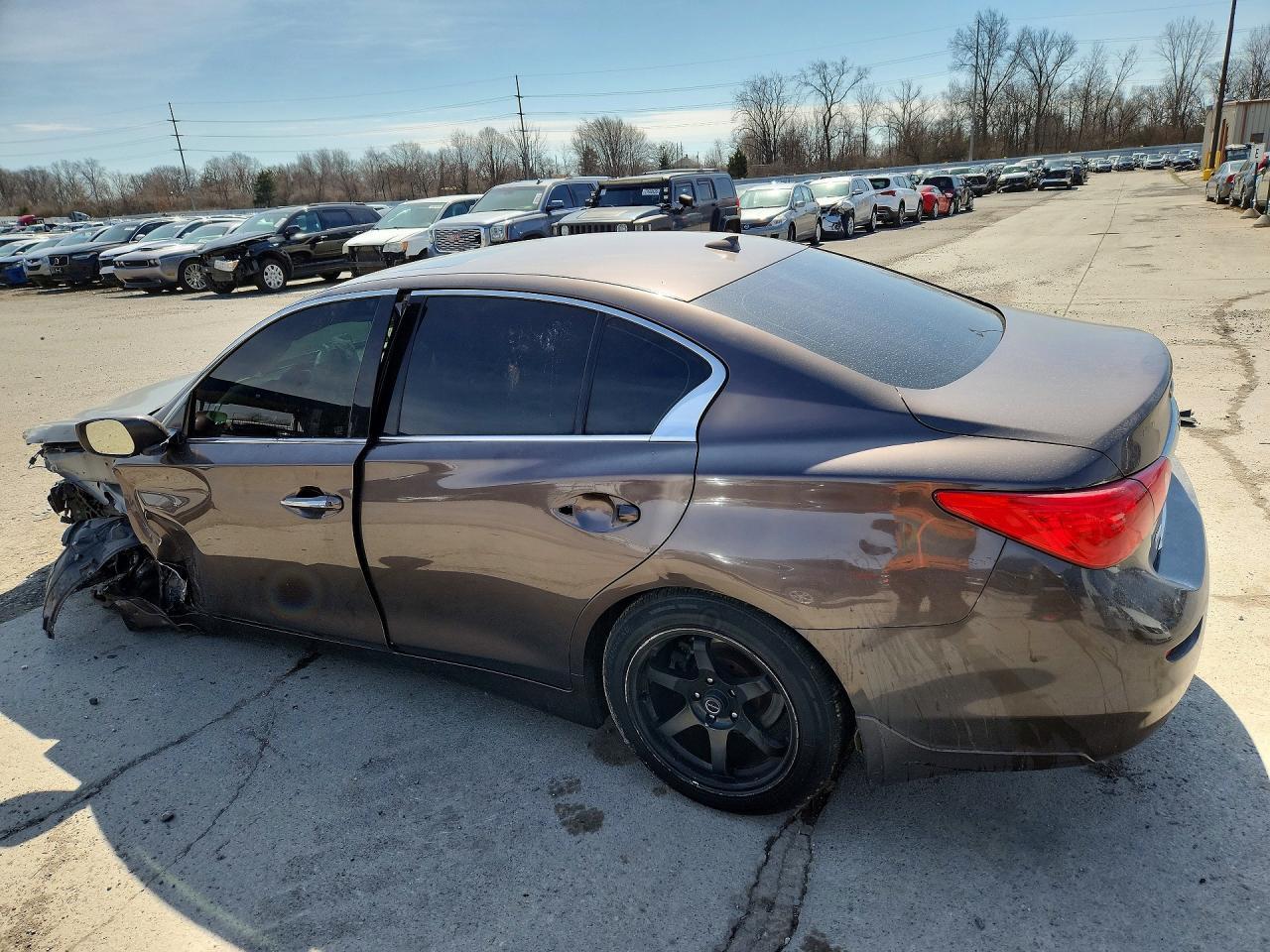 2016 Infiniti Q50 2.0T Premium - Image 2