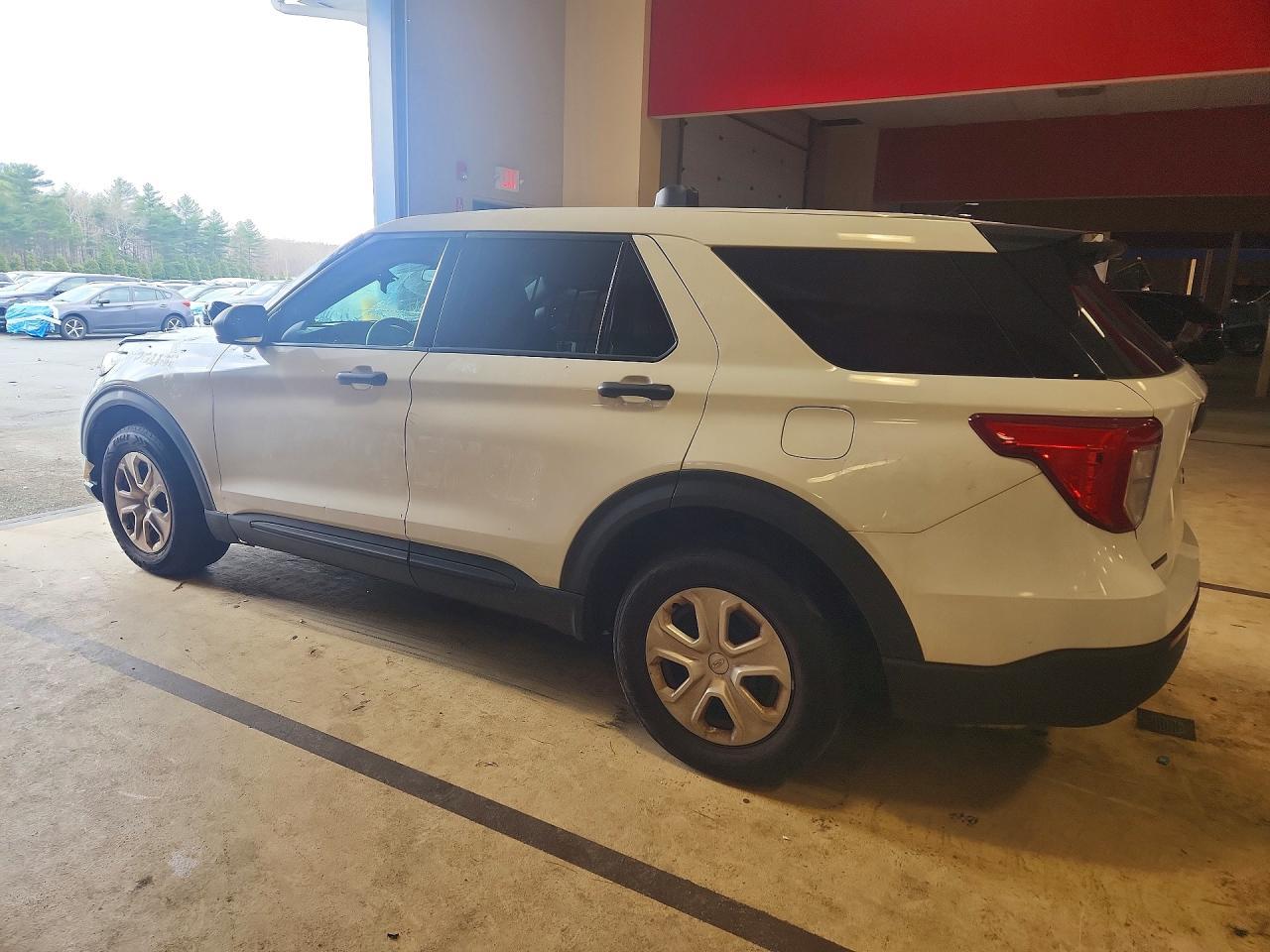 2020 Ford Explorer Police Interceptor - Фото 2