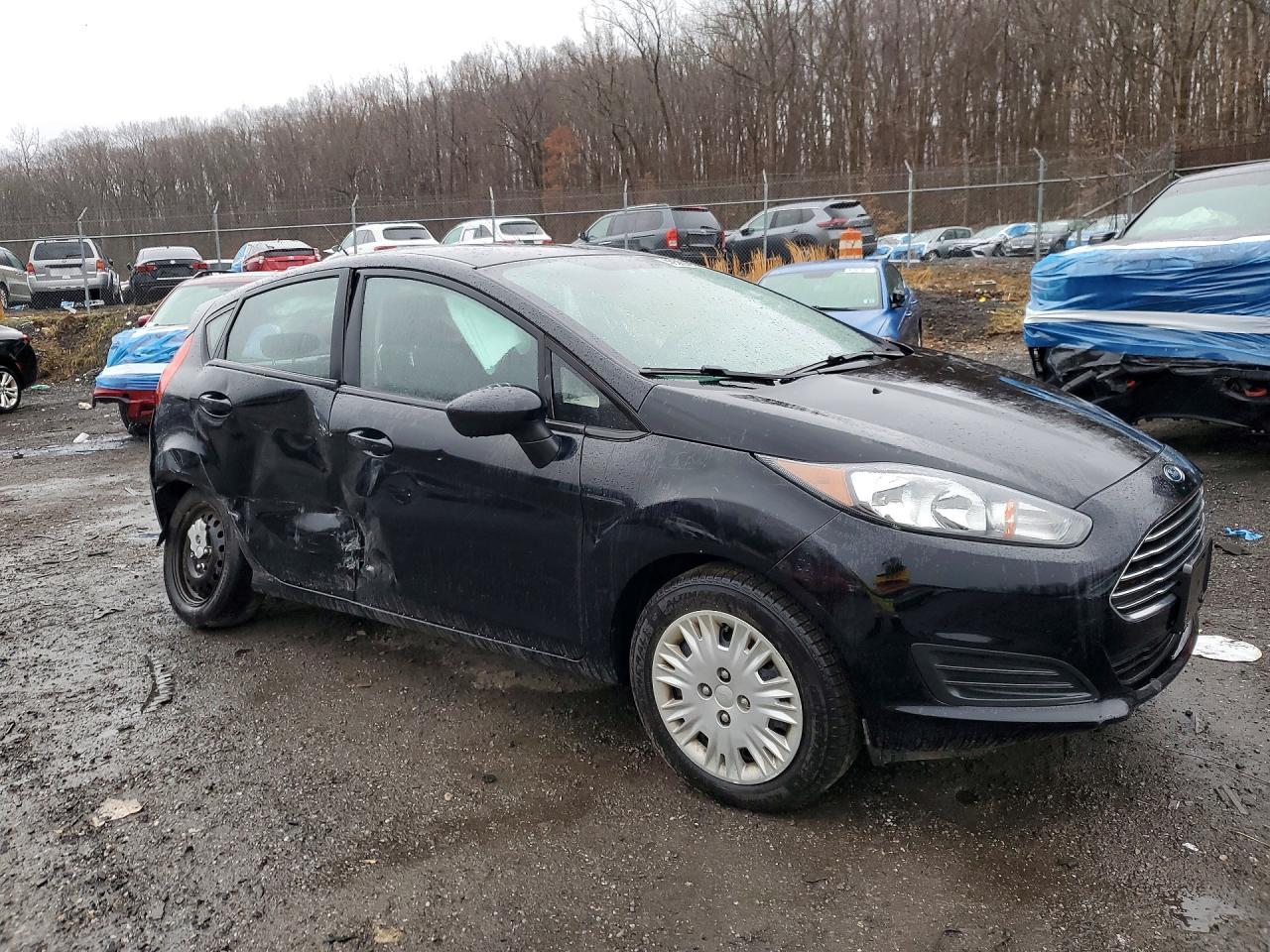 2017 Ford Fiesta S - Фото 4