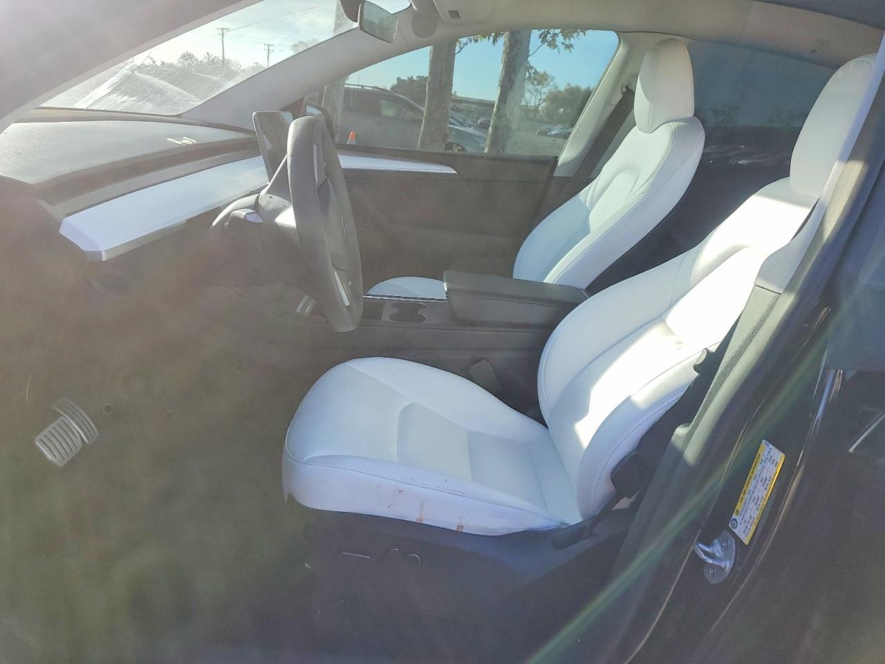 2023 Tesla Model Y - Фото 7