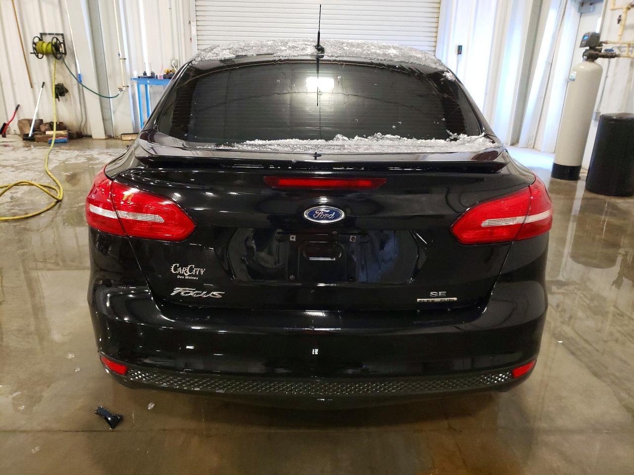 2016 Ford Focus Se - Фото 6