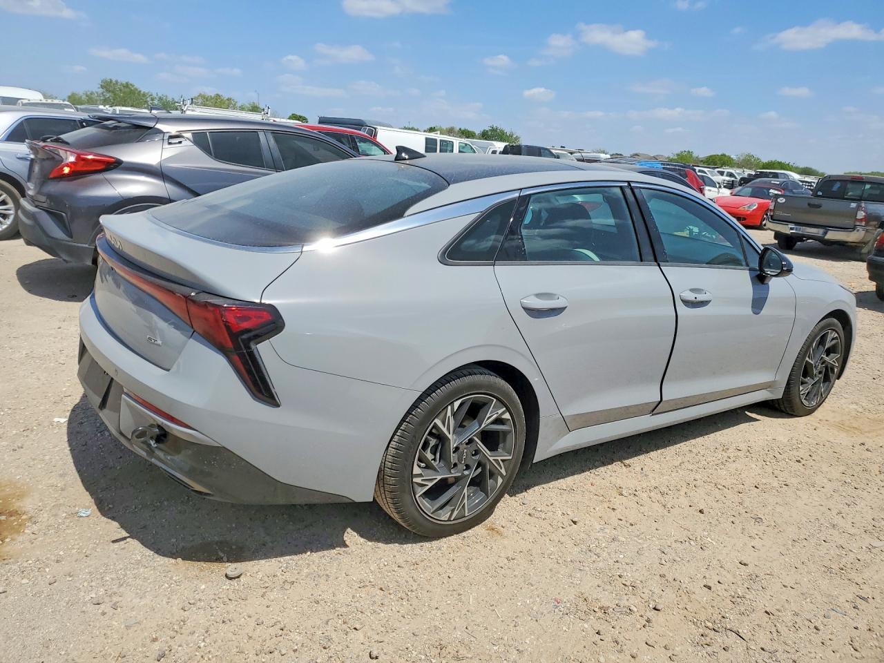 2025 Kia K5 Gt-Line - Фото 3