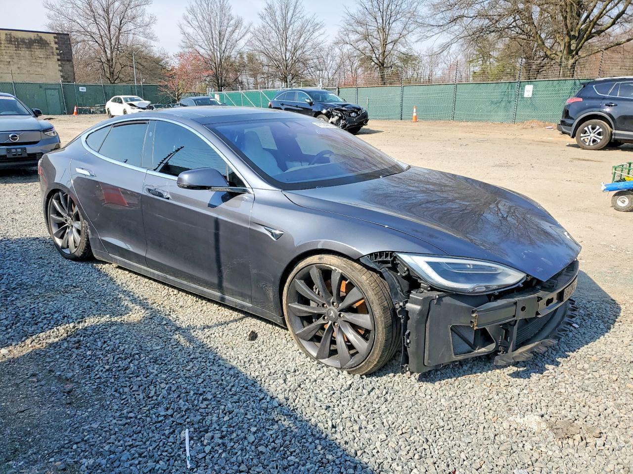 2017 Tesla Model S - Image 4
