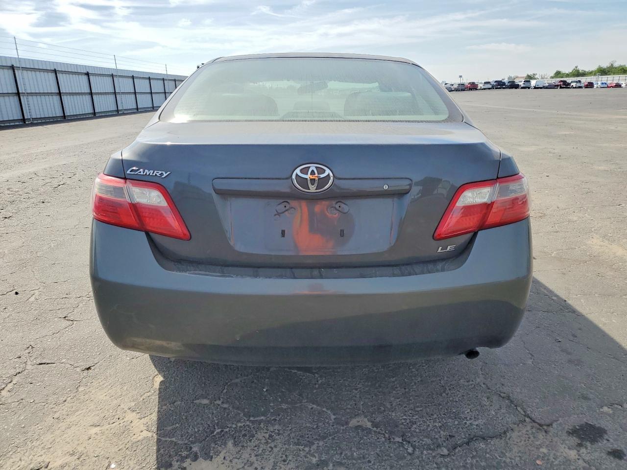 2007 Toyota Camry Le - Фото 6