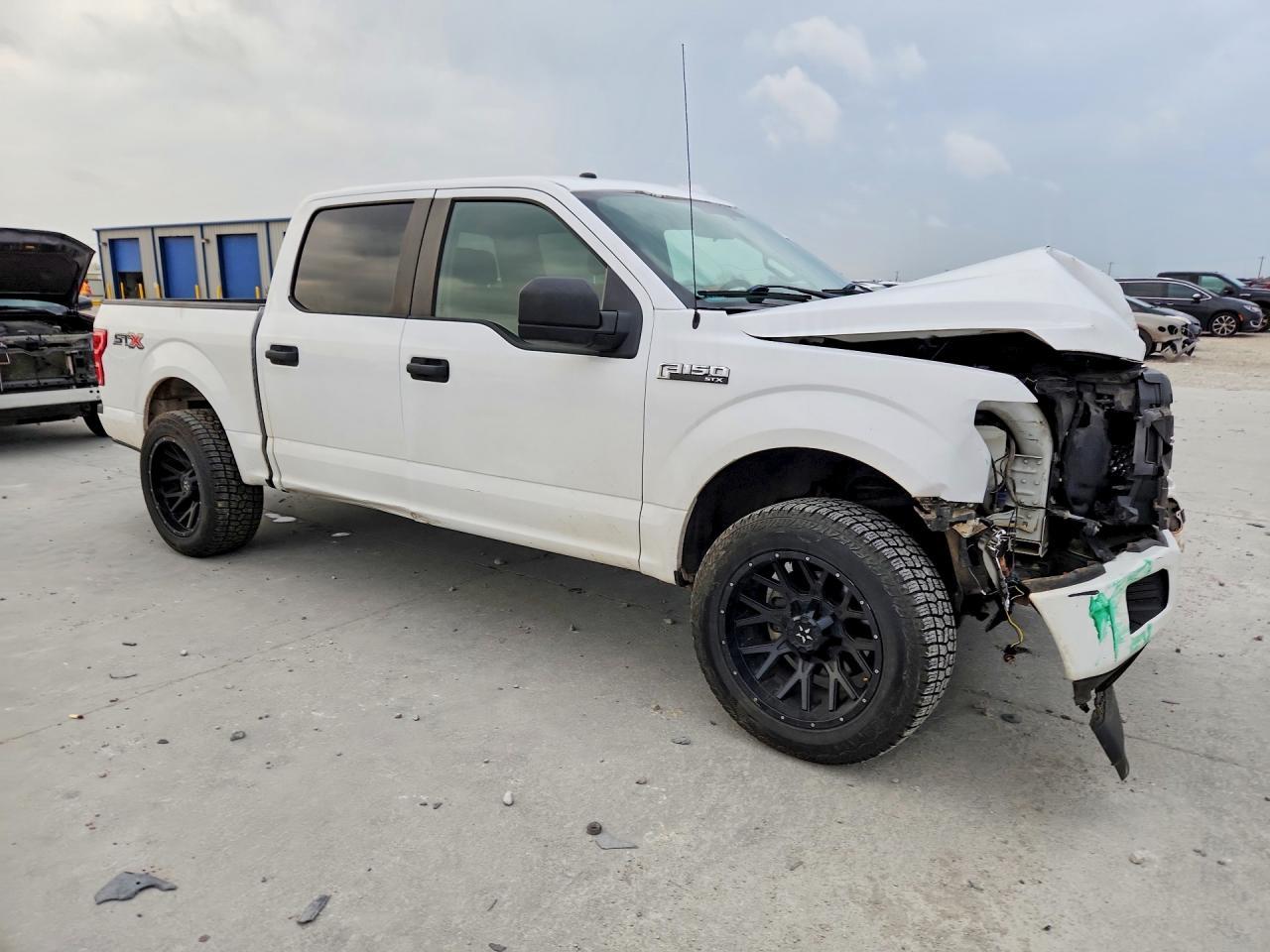 2018 Ford F150 Supercrew - Фото 4