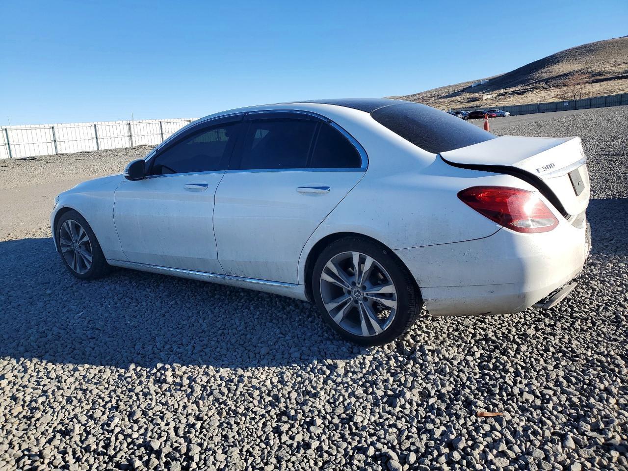 2018 Mercedes-Benz C 300 - Фото 2