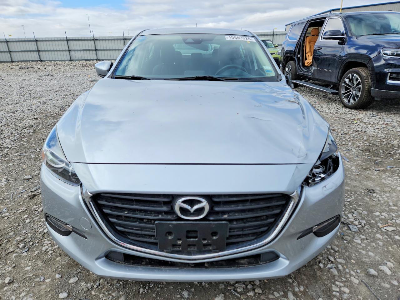2018 Mazda 3 Touring - Image 5