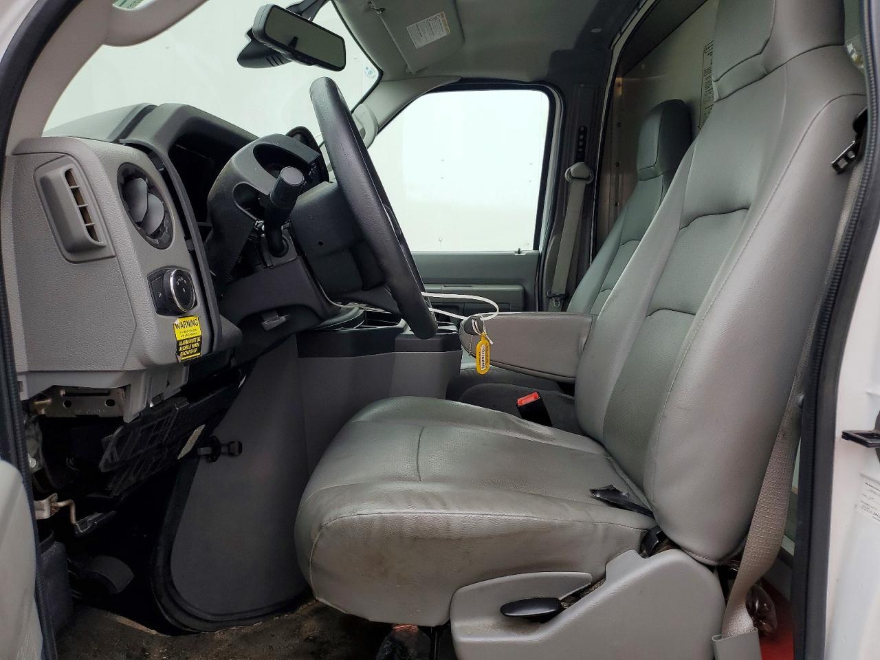 2023 Ford Econoline E-350 - Box Truck ** R & D * Pri Fleet ** - Image 7