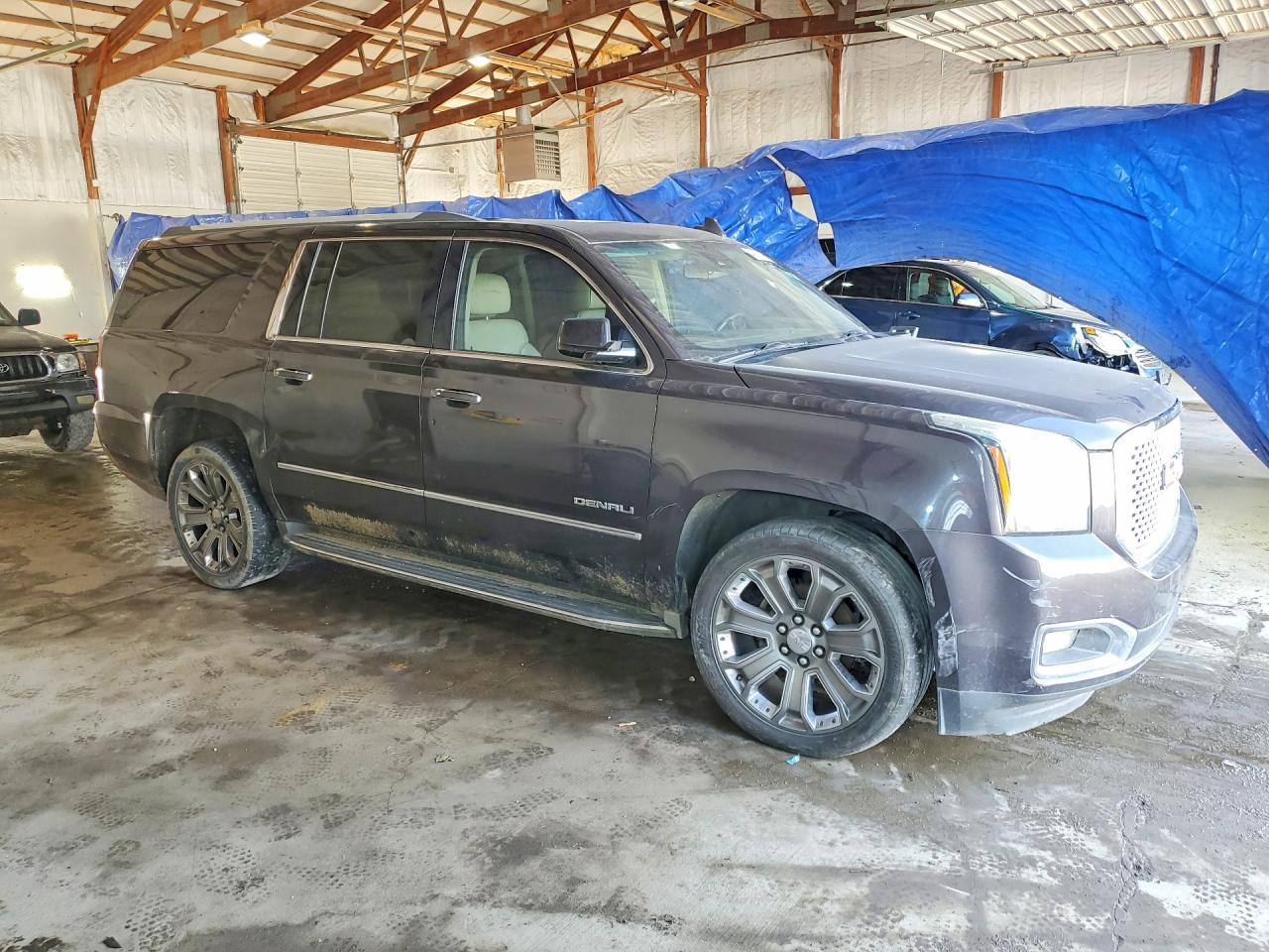 2016 GMC Yukon Xl Denali - Image 4