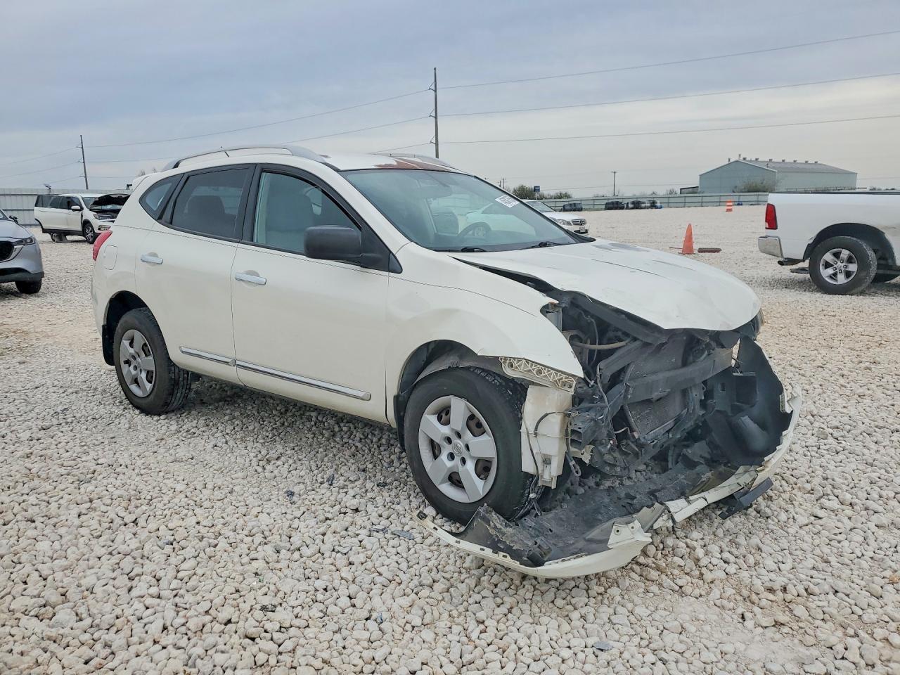 2014 Nissan Rogue Select S - Фото 4