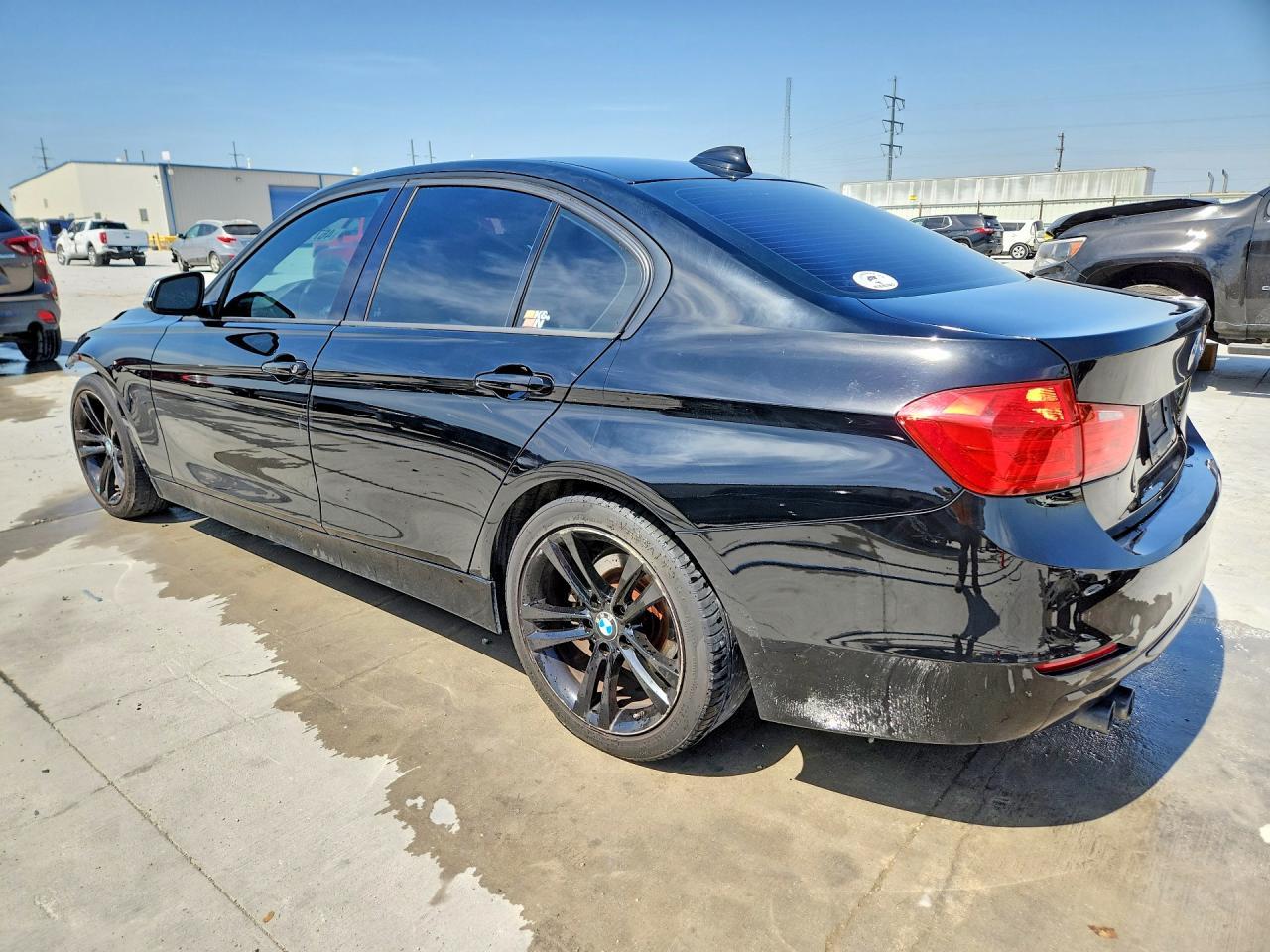 2013 BMW 328 I - Фото 2