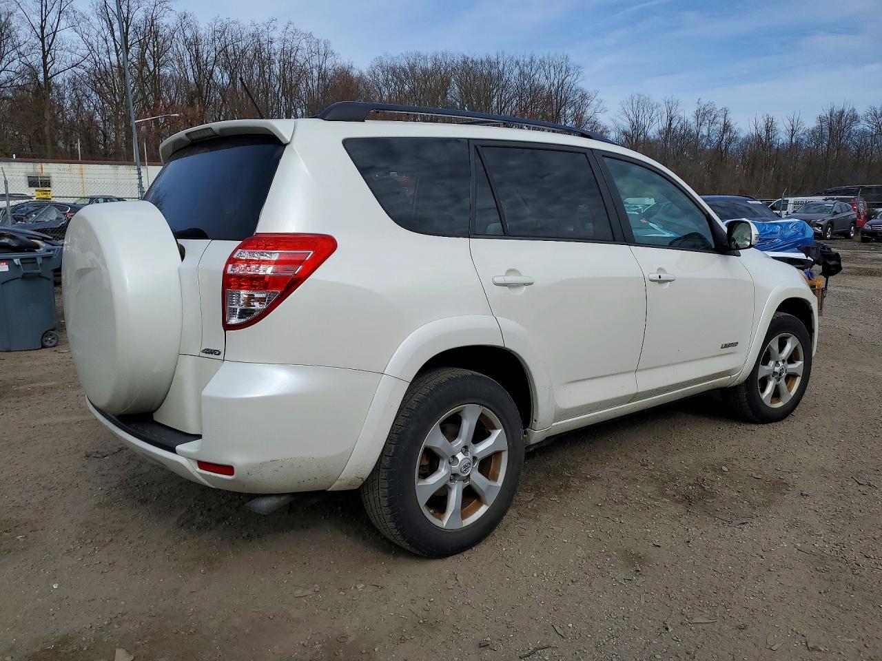 2012 Toyota Rav4 Limited - Фото 3
