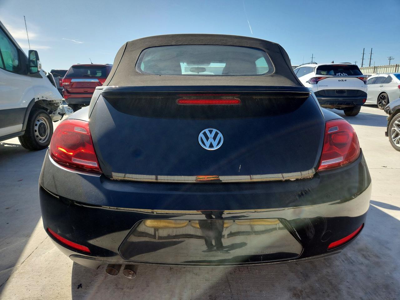 2015 Volkswagen Beetle 1.8T - Image 6