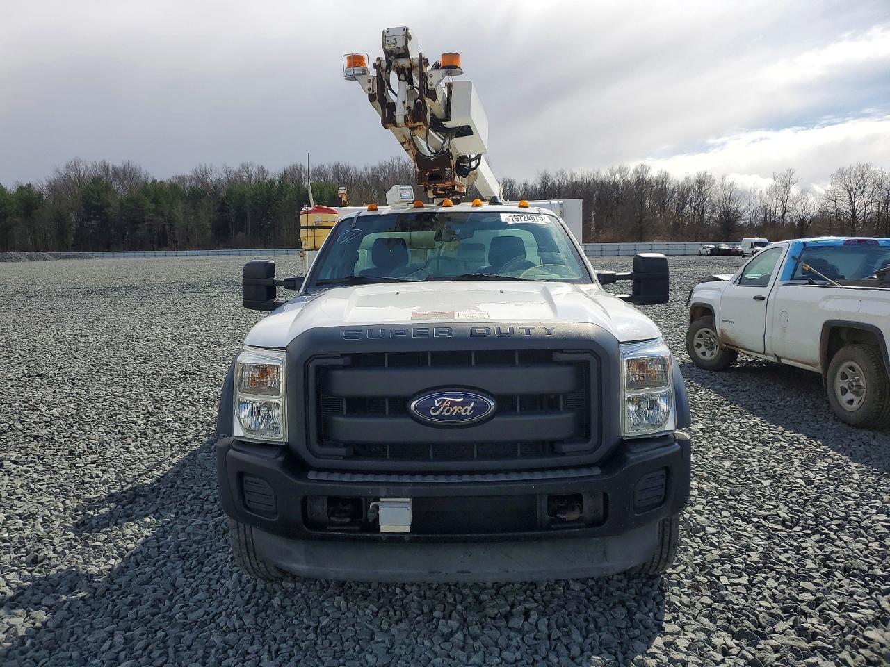 2013 Ford F450 - Фото 5