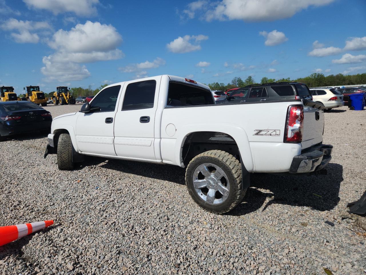 2006 Chevrolet Silverado K1500 - Фото 2